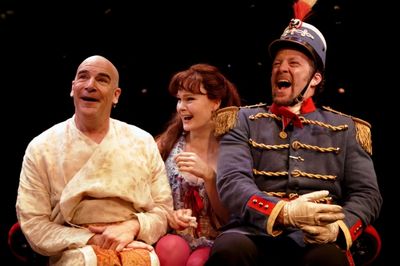 Mandy Patinkin (Eunuch), Kate Baldwin (Mizzi) and Shuler Hensley Photo